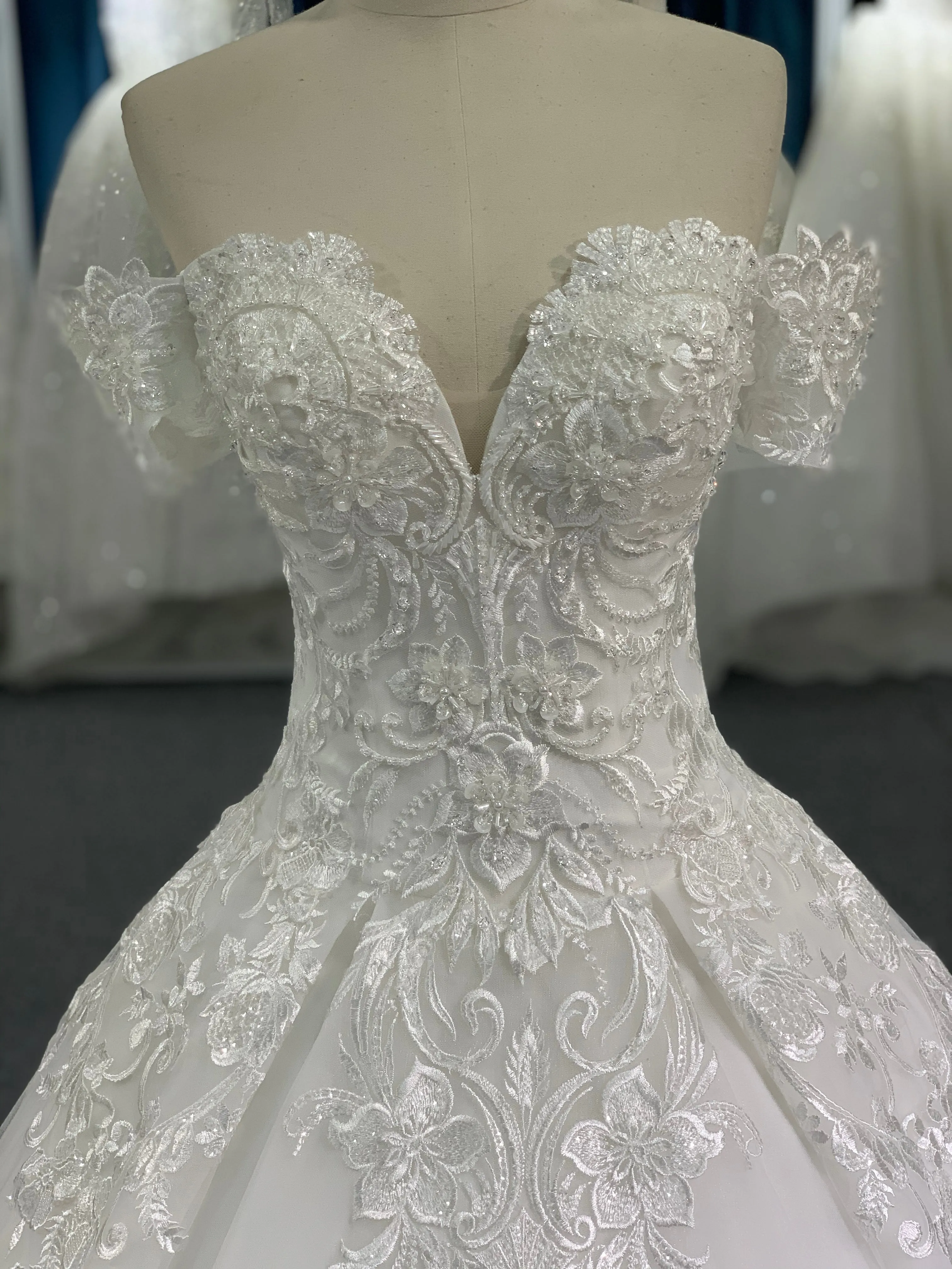 29743-1# BYG thick lace off the shoulder A line wedding dress