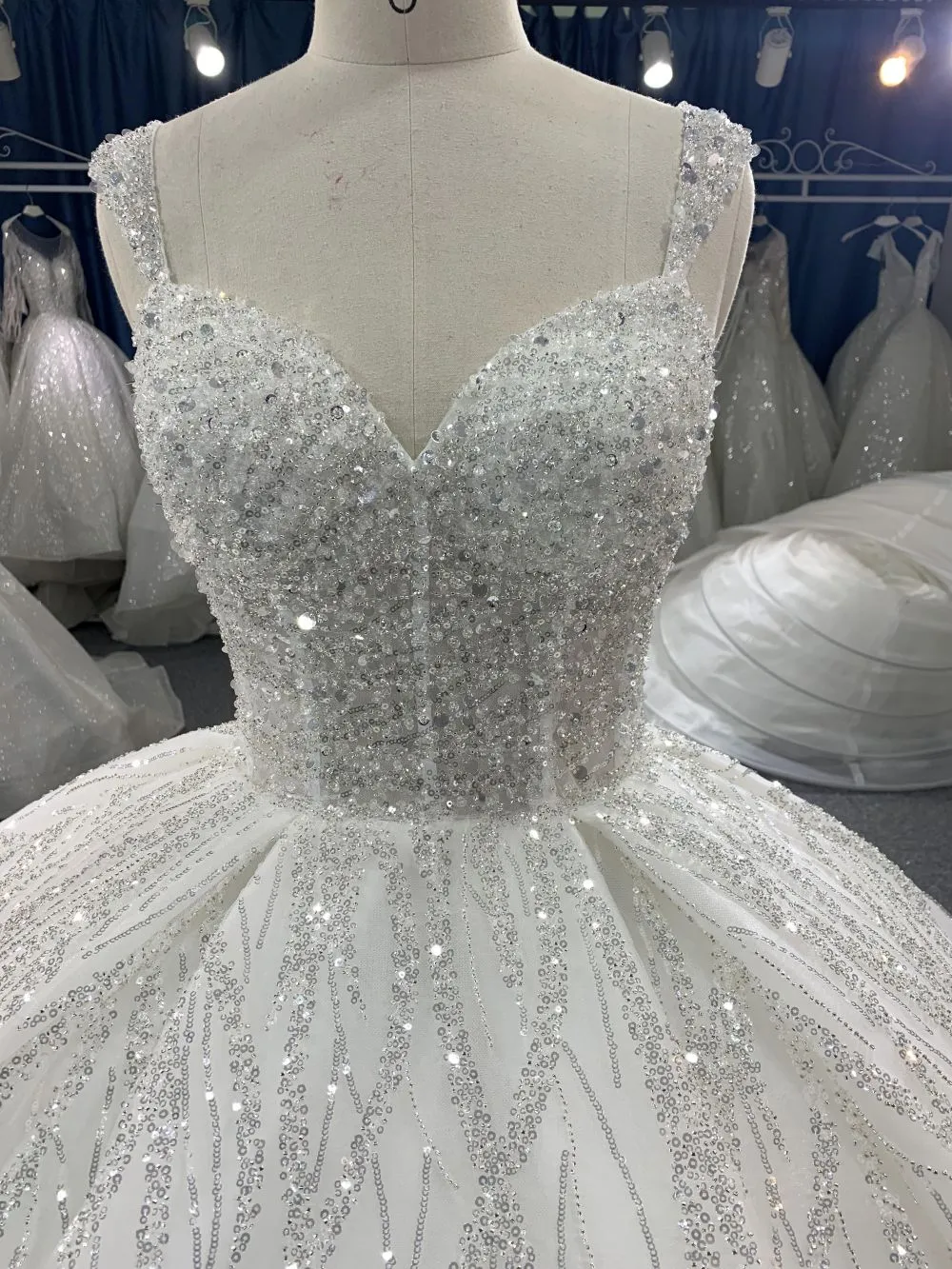 B207# Large Trail Wedding Grwon Dress with beaded Vest body