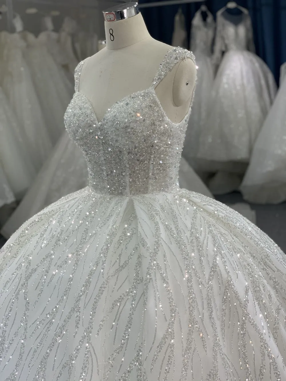 B207# Large Trail Wedding Grwon Dress with beaded Vest body