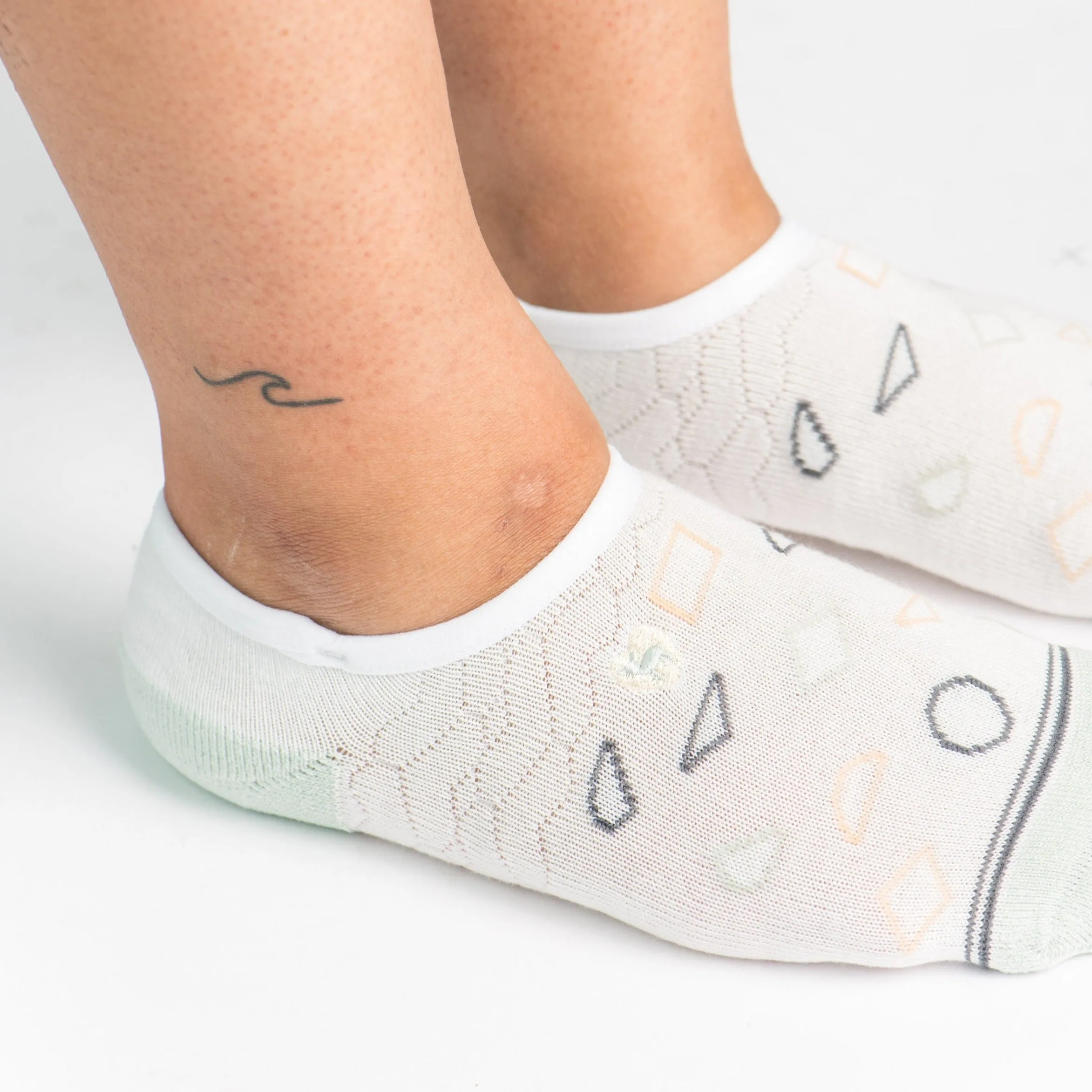 Bamboo Socks | No Fuss No-Show | Splash Star White