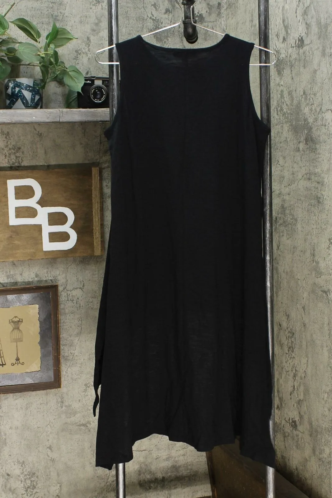 DG2 by Diane Gilman Women's Dramatic Hi Low Sleeveless Top Black XS