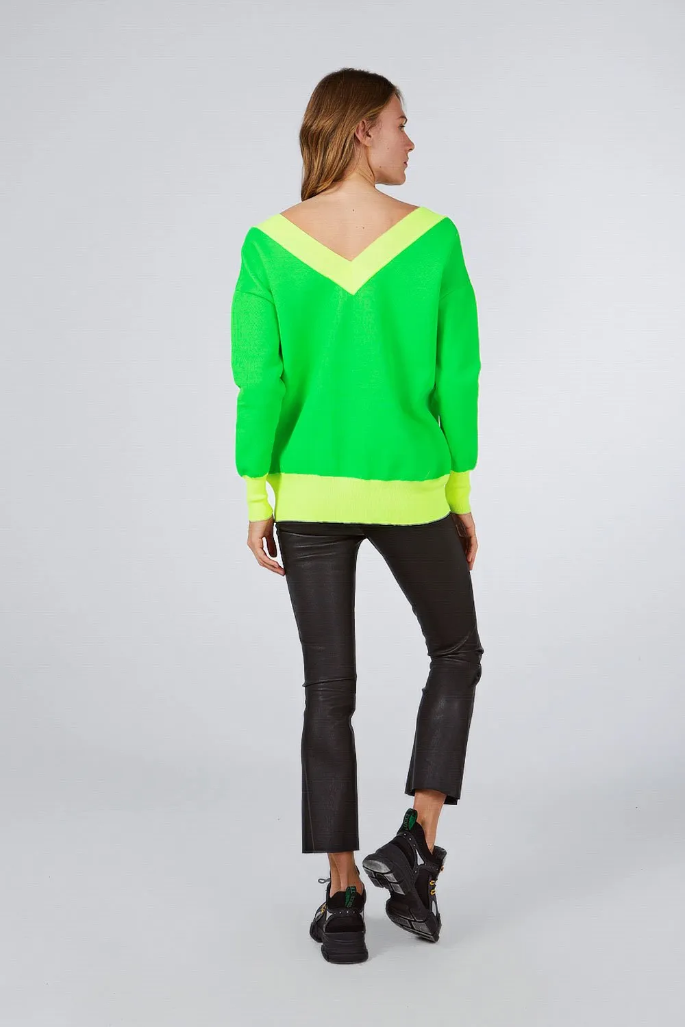 DOUBLE V NECK NEON TWO COLOR KNITWEAR SWEATER
