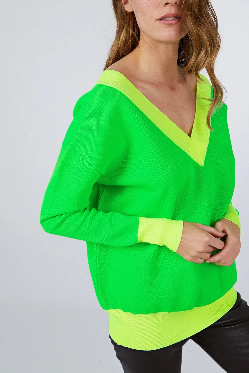 DOUBLE V NECK NEON TWO COLOR KNITWEAR SWEATER