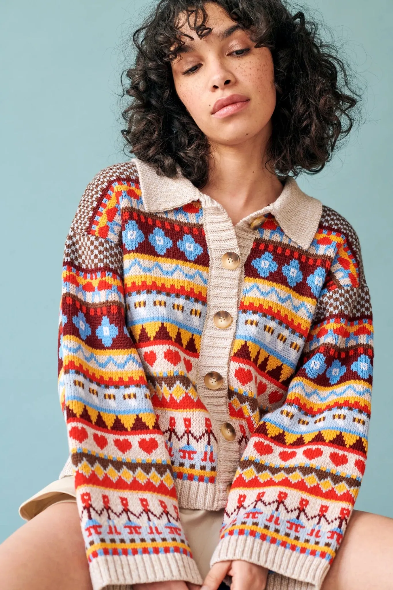 GiGi Knitwear - Beige Multicolor Bee Garden Cardigan