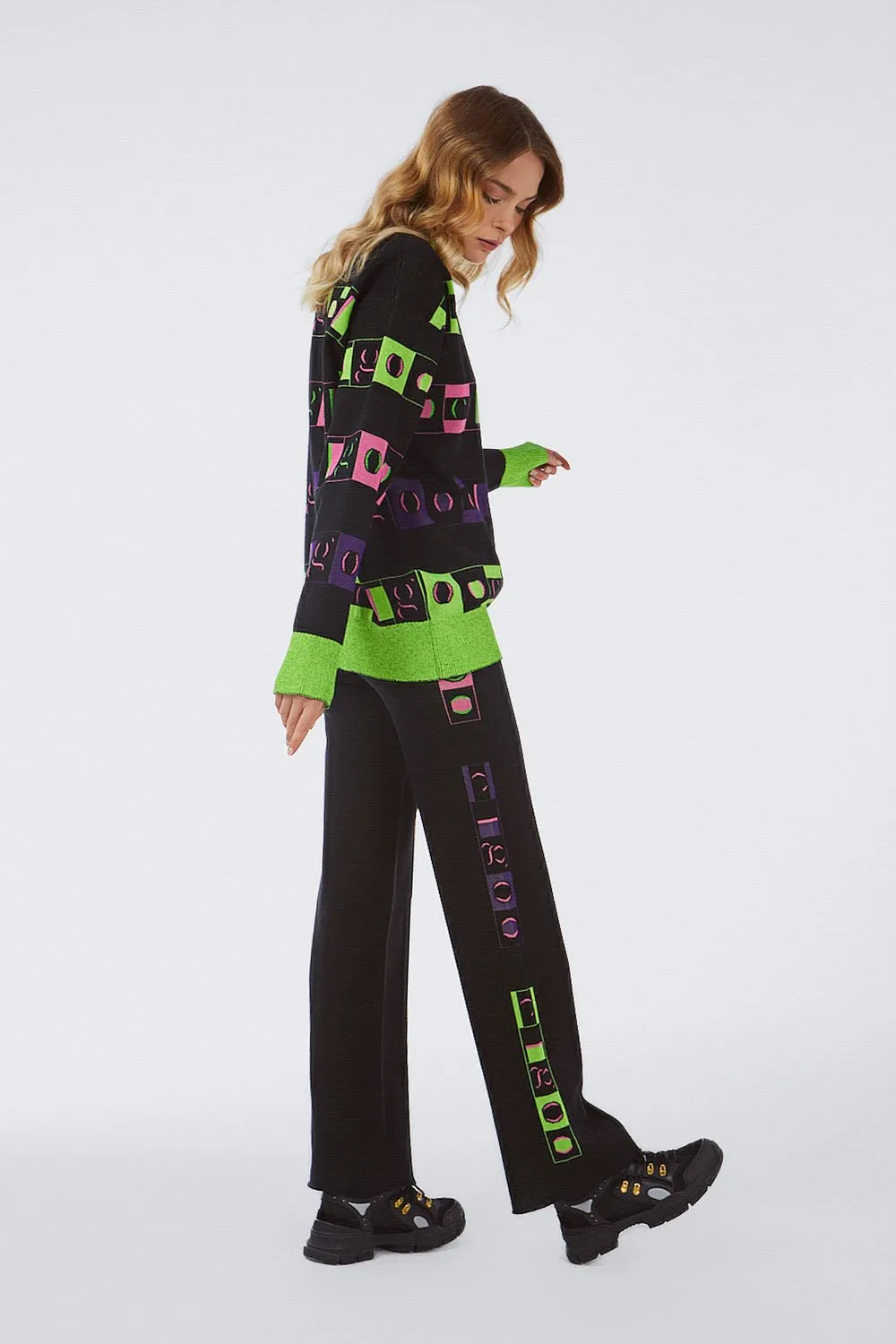 LOGOMANIA CREW NECK NEON SWEATER