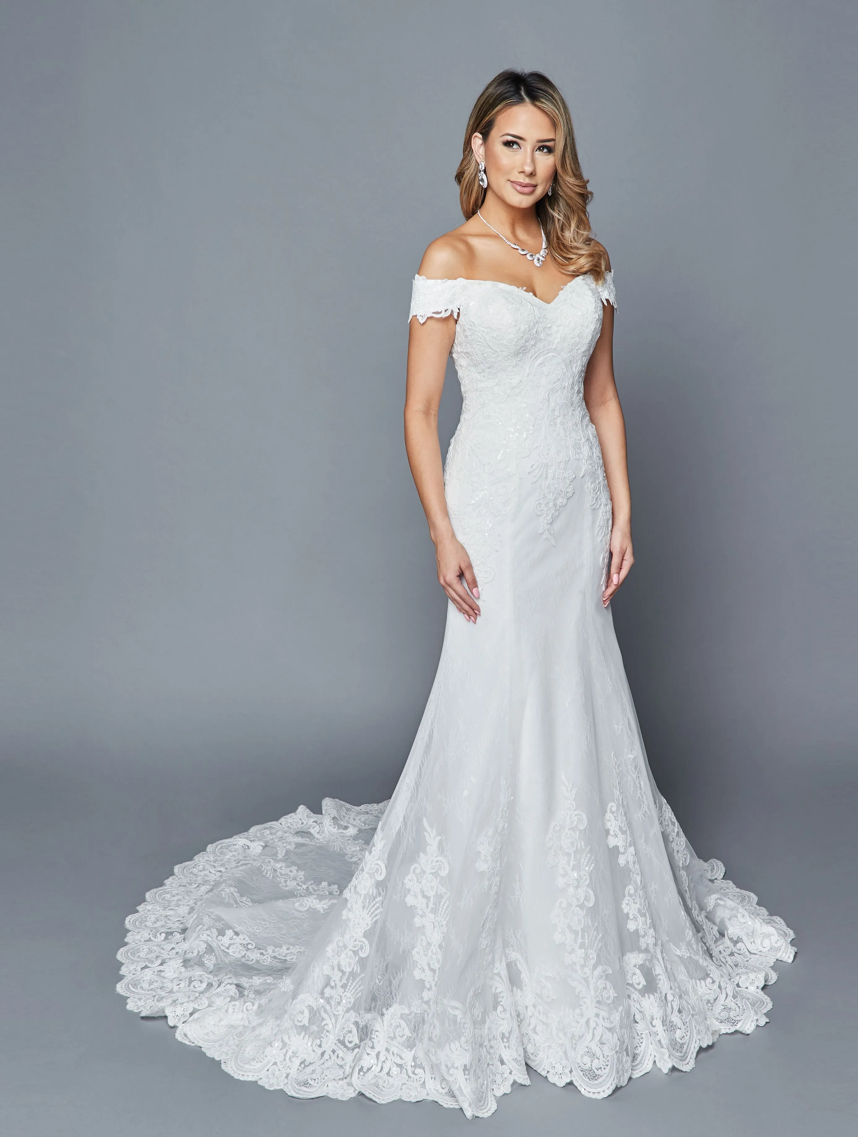 Lovely Wedding Dress Style 403