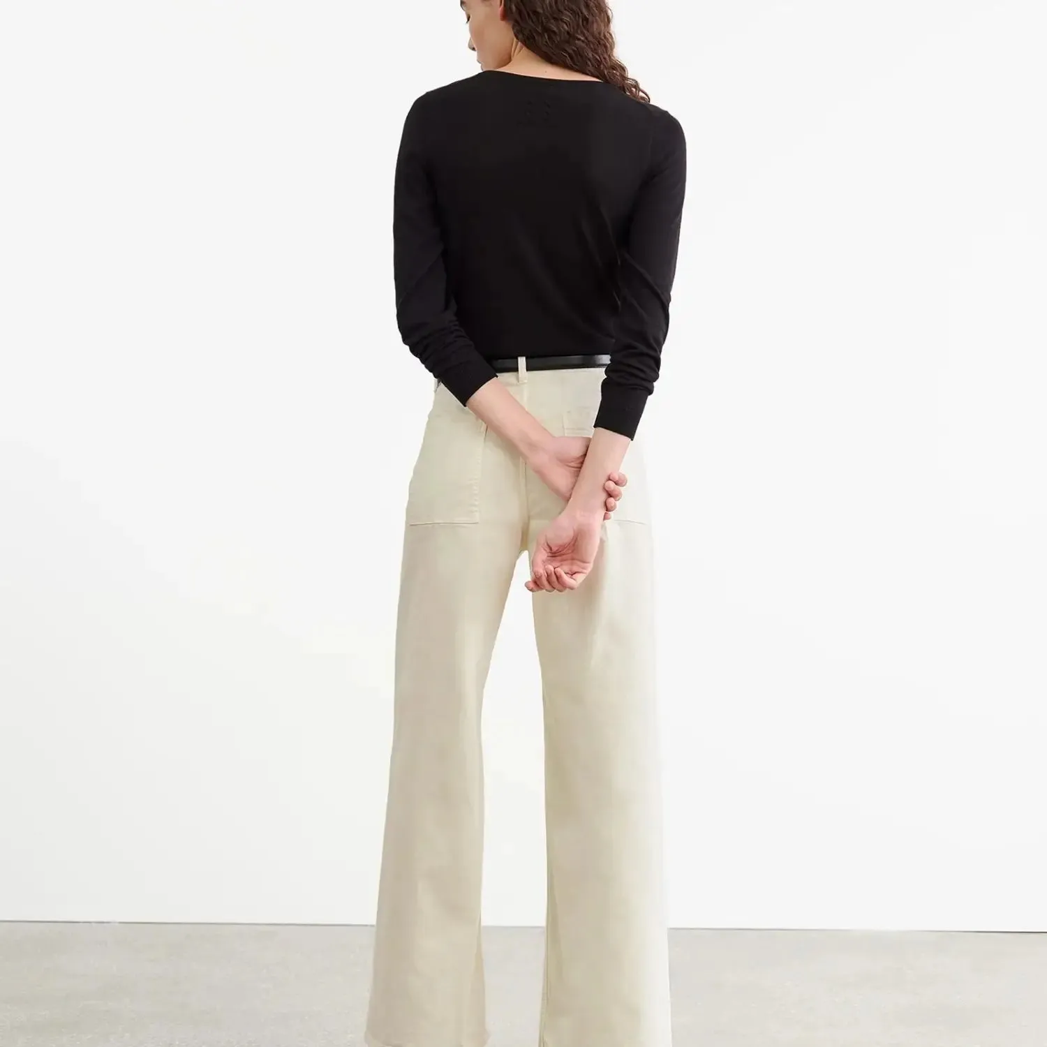 Oriana sweater in Black