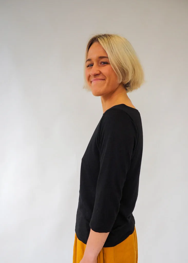 PAVEMENT TILDA TEE - BLACK LINEN/MODAL