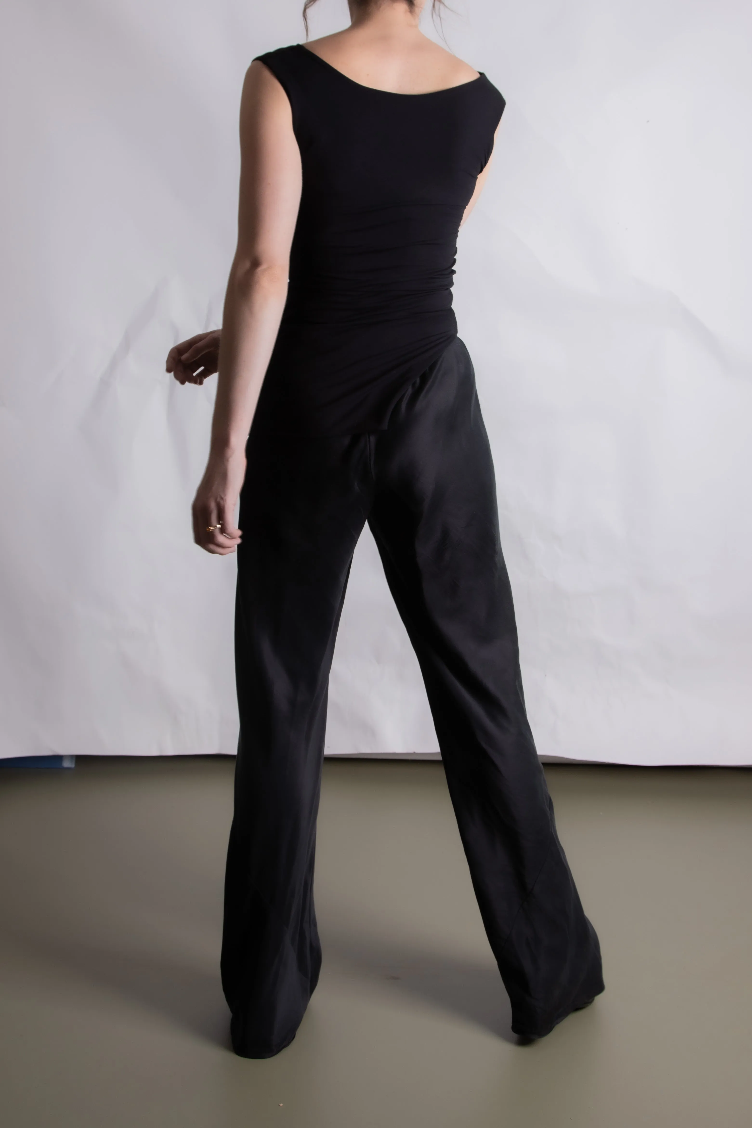 Sleeveless Pauline Twist Top - All (PO)