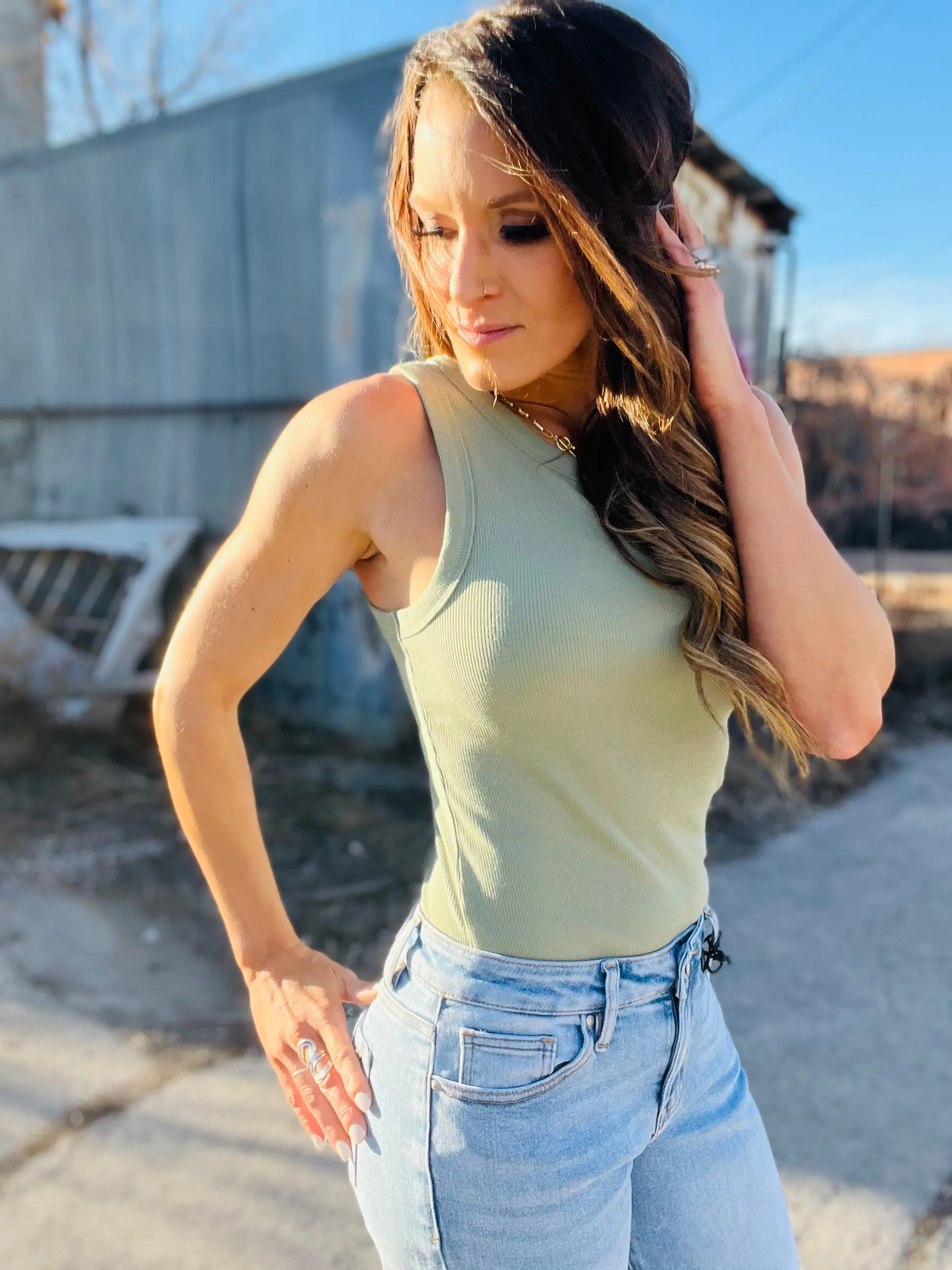 THREAD & SUPPLY Edlin Tank