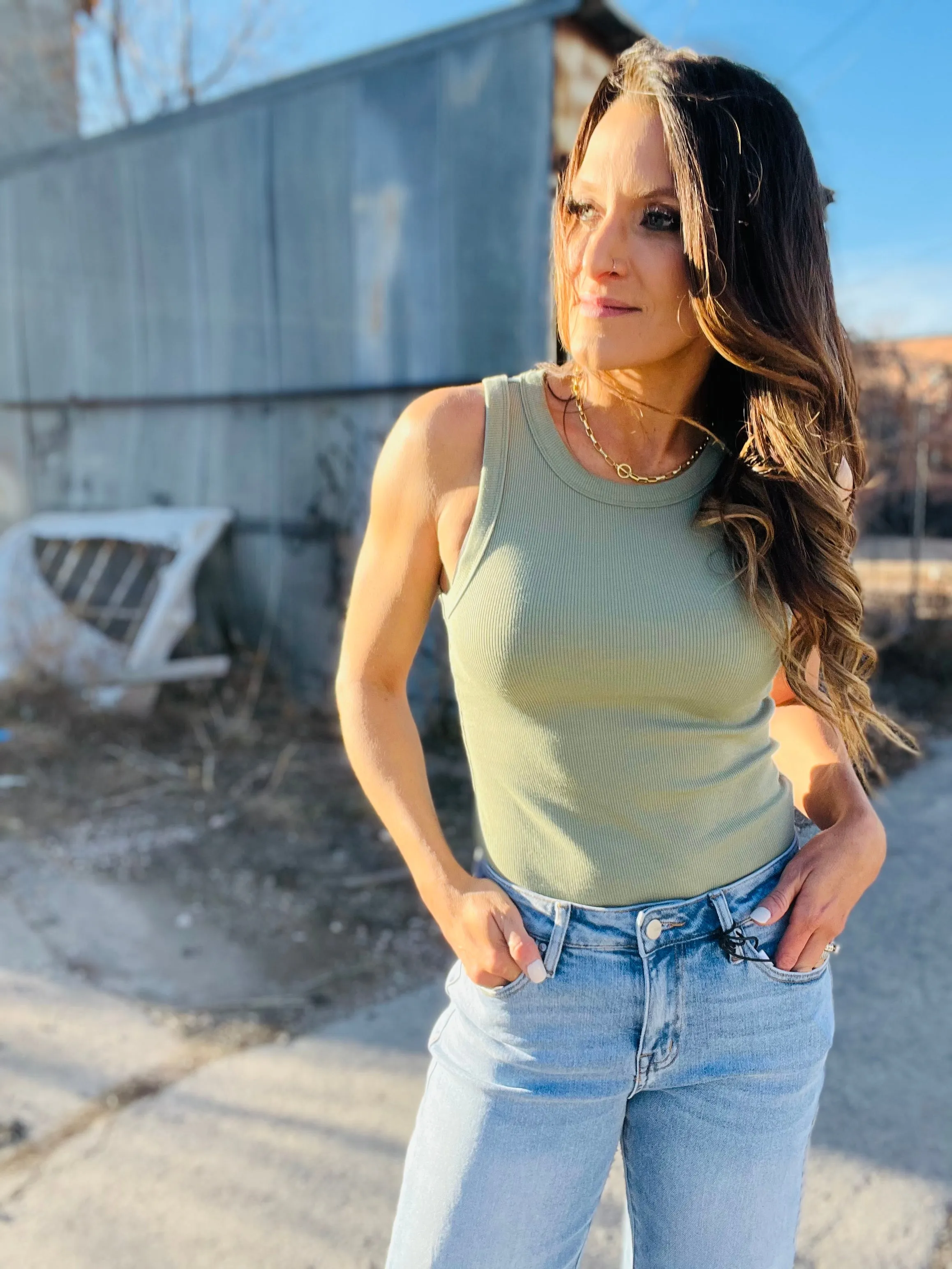 THREAD & SUPPLY Edlin Tank