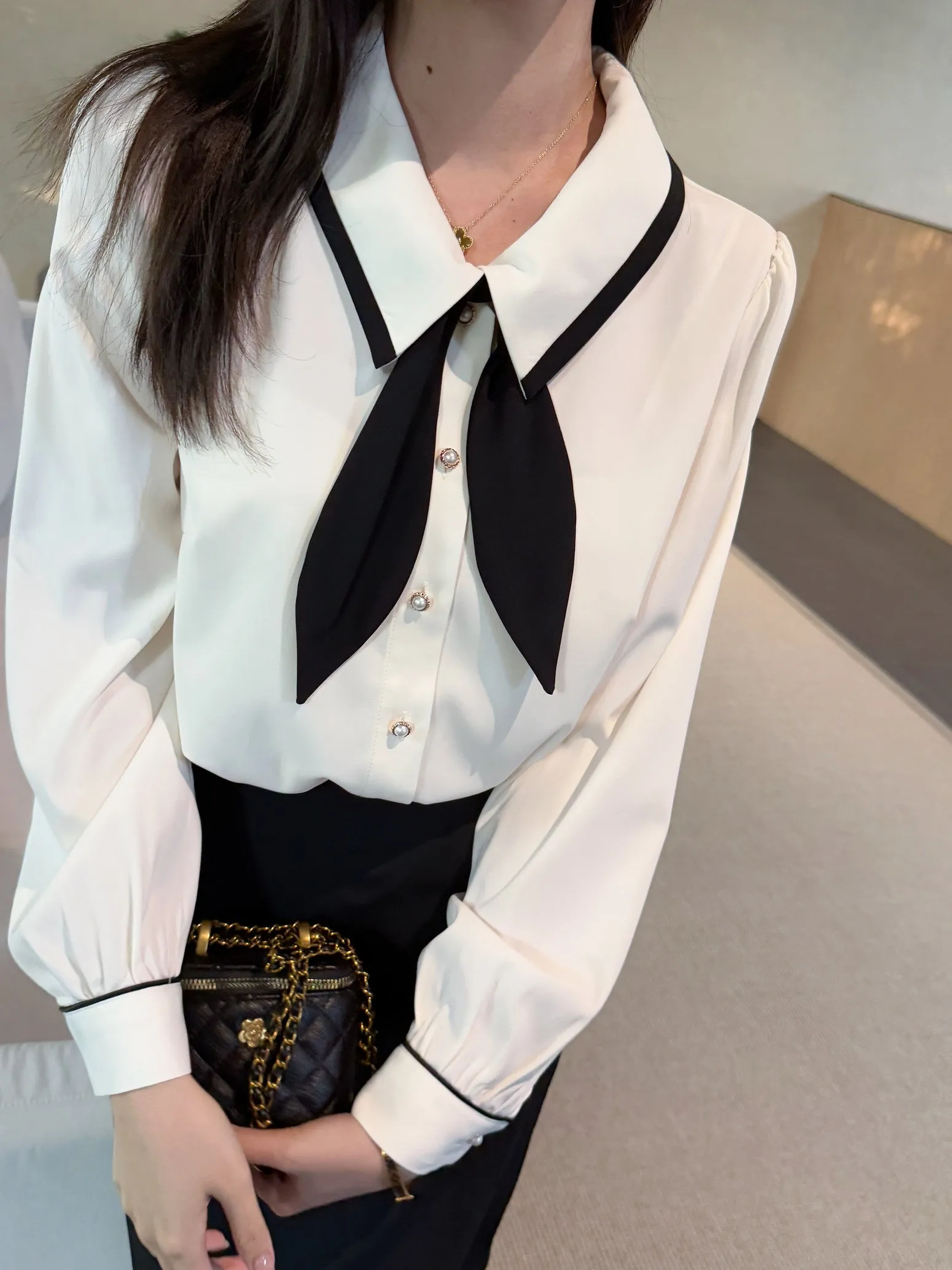 Timeless Women's Button Front Long Sleeve Dress Shirt in Vintage Style