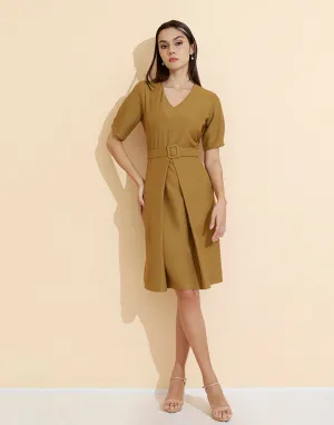 V-Neck Short Sleeves Dress with Box Pleat