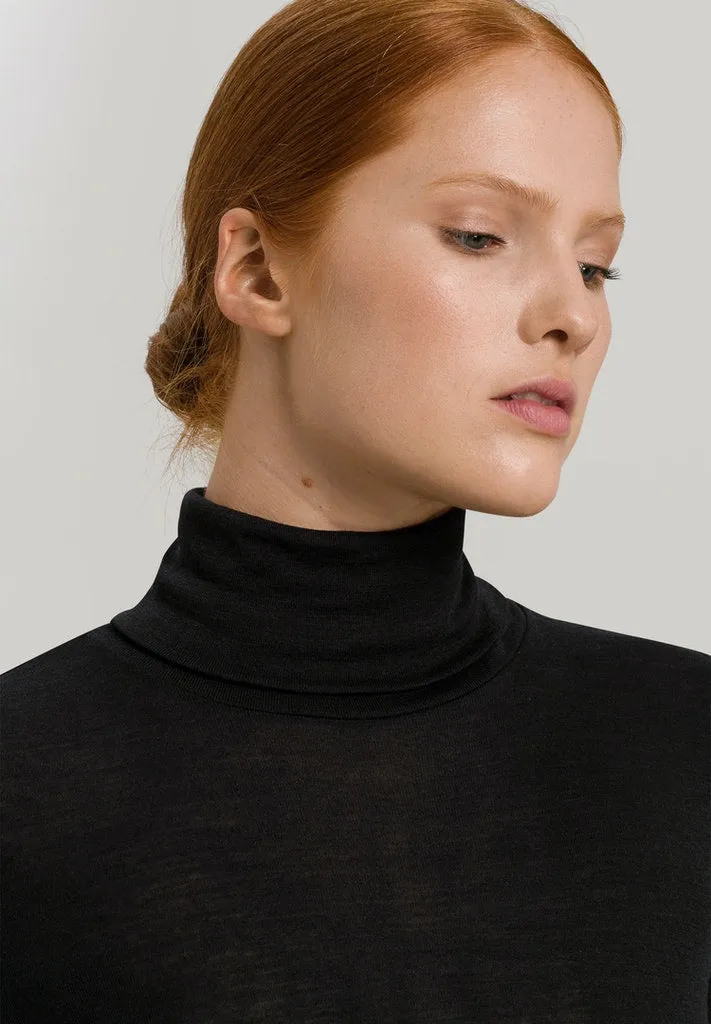 Woolen Silk - Turtle Neck Long-Sleeved Top